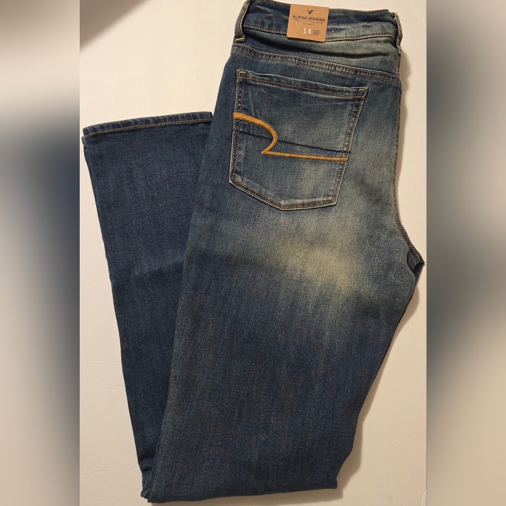 NWT Hi Rise Jeans Size 14